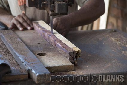 Mexican Cocobolo being milled.